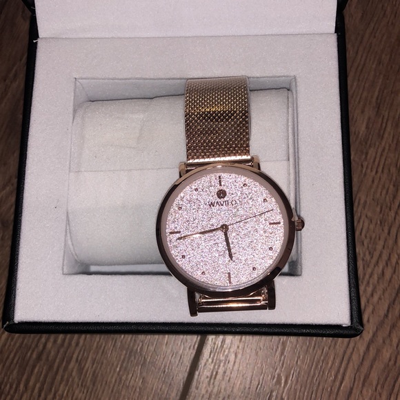 ✨WOMEN WATCH Swiss brand✨ - Picture 2 of 5